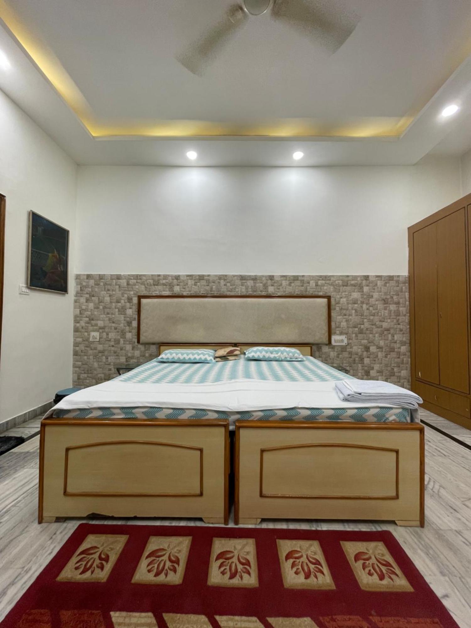 N Homestay Agra Tajganj Экстерьер фото