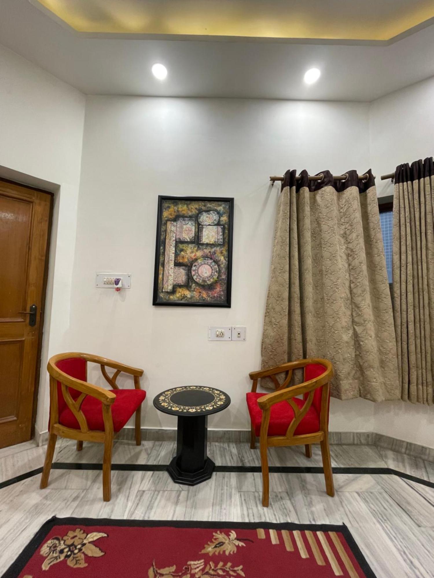 N Homestay Agra Tajganj Экстерьер фото