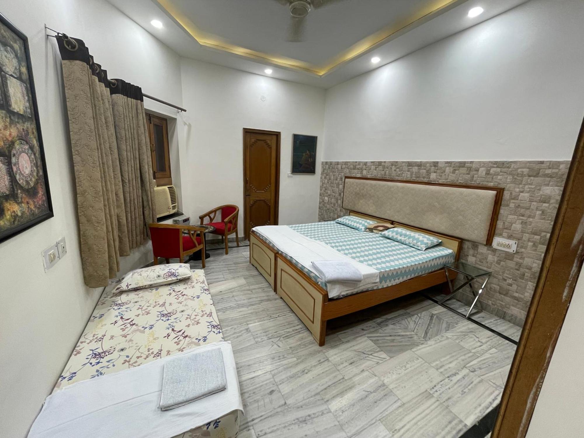 N Homestay Agra Tajganj Экстерьер фото