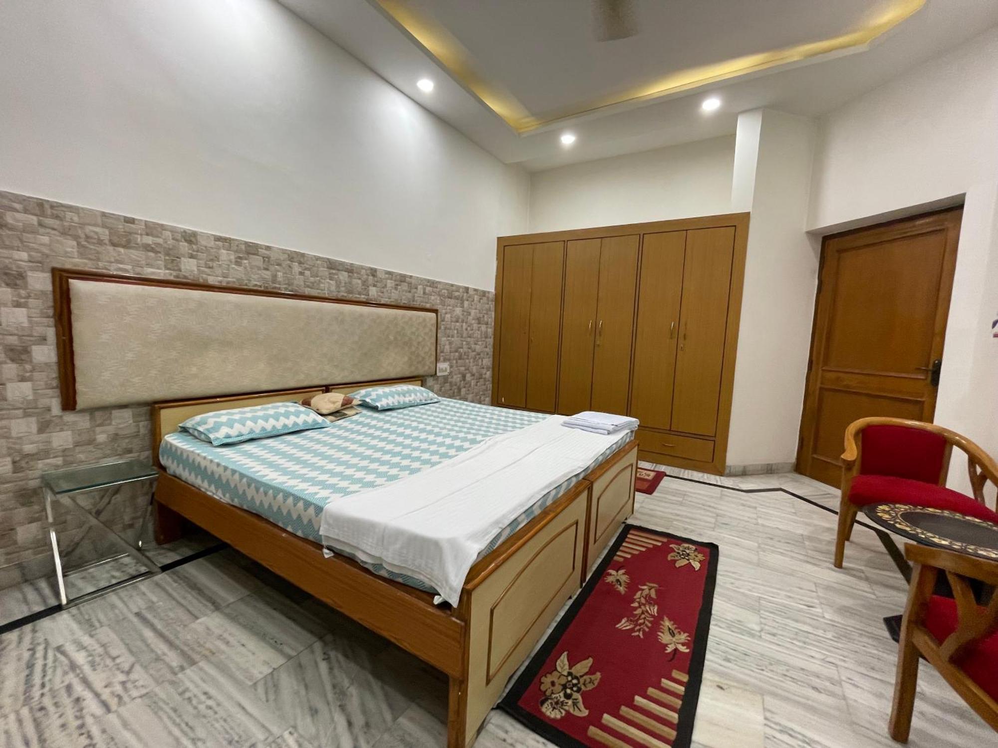 N Homestay Agra Tajganj Экстерьер фото