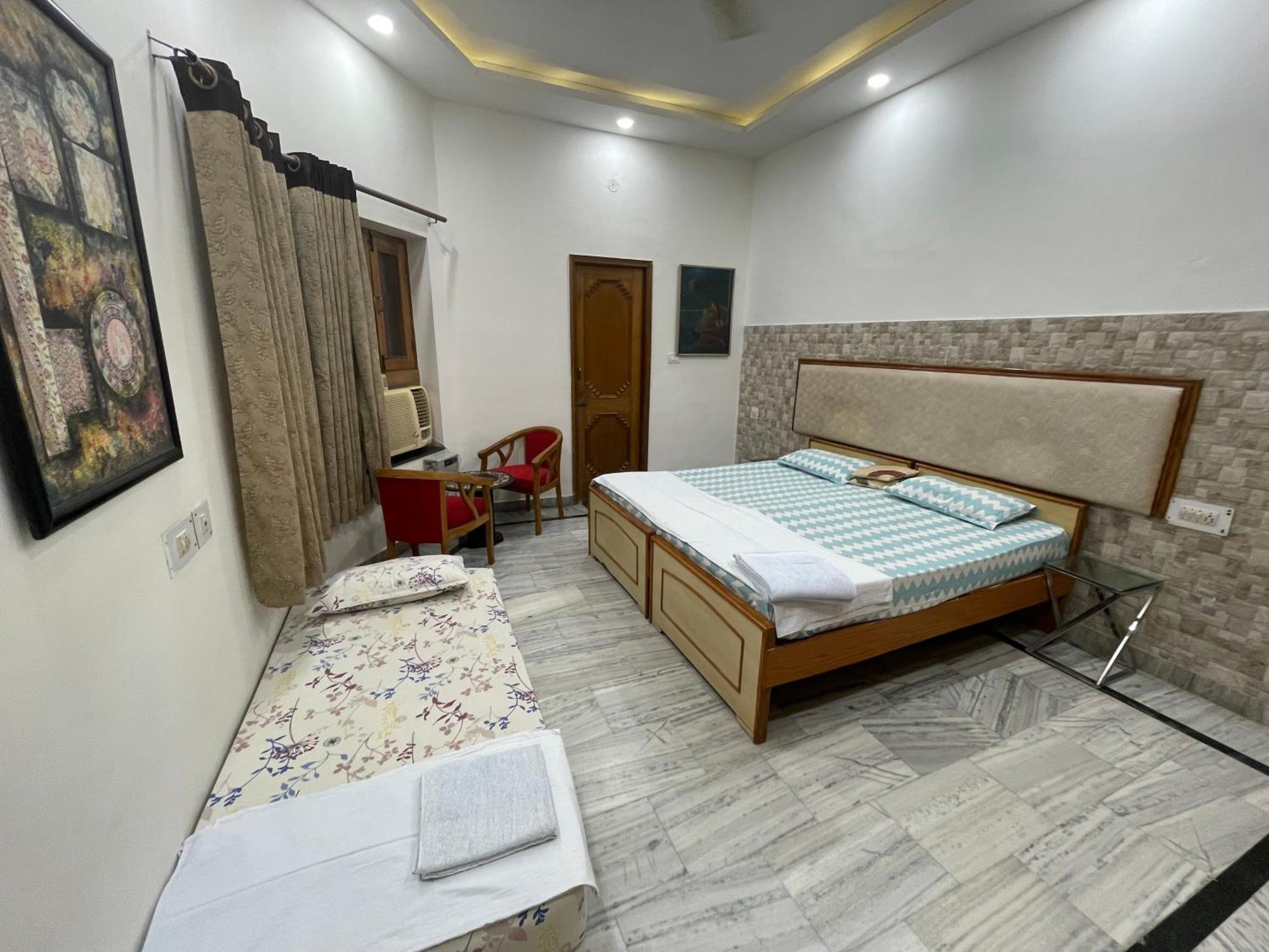 N Homestay Agra Tajganj Экстерьер фото