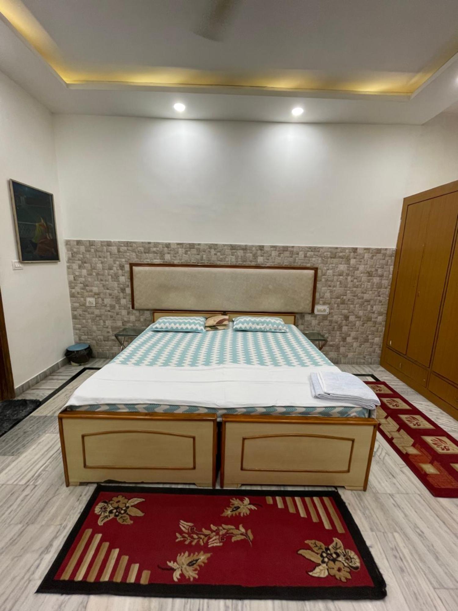 N Homestay Agra Tajganj Экстерьер фото