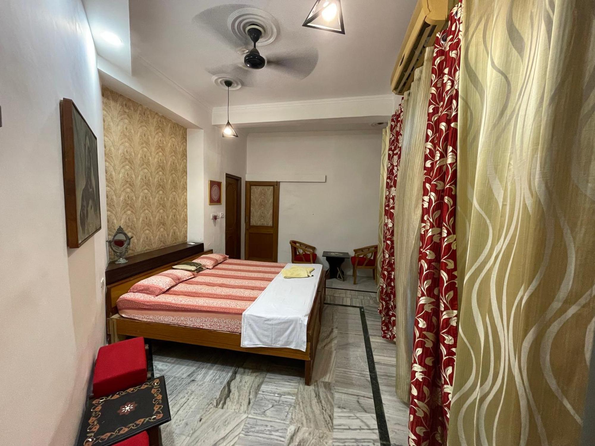 N Homestay Agra Tajganj Экстерьер фото