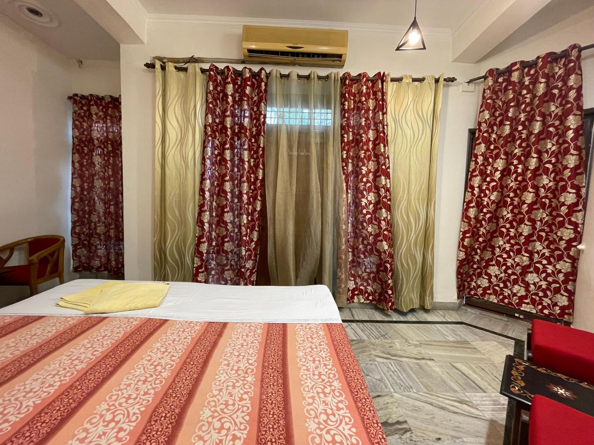 N Homestay Agra Tajganj Экстерьер фото